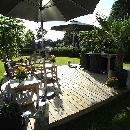 Bed & Breakfast Meerbusch Exterior foto